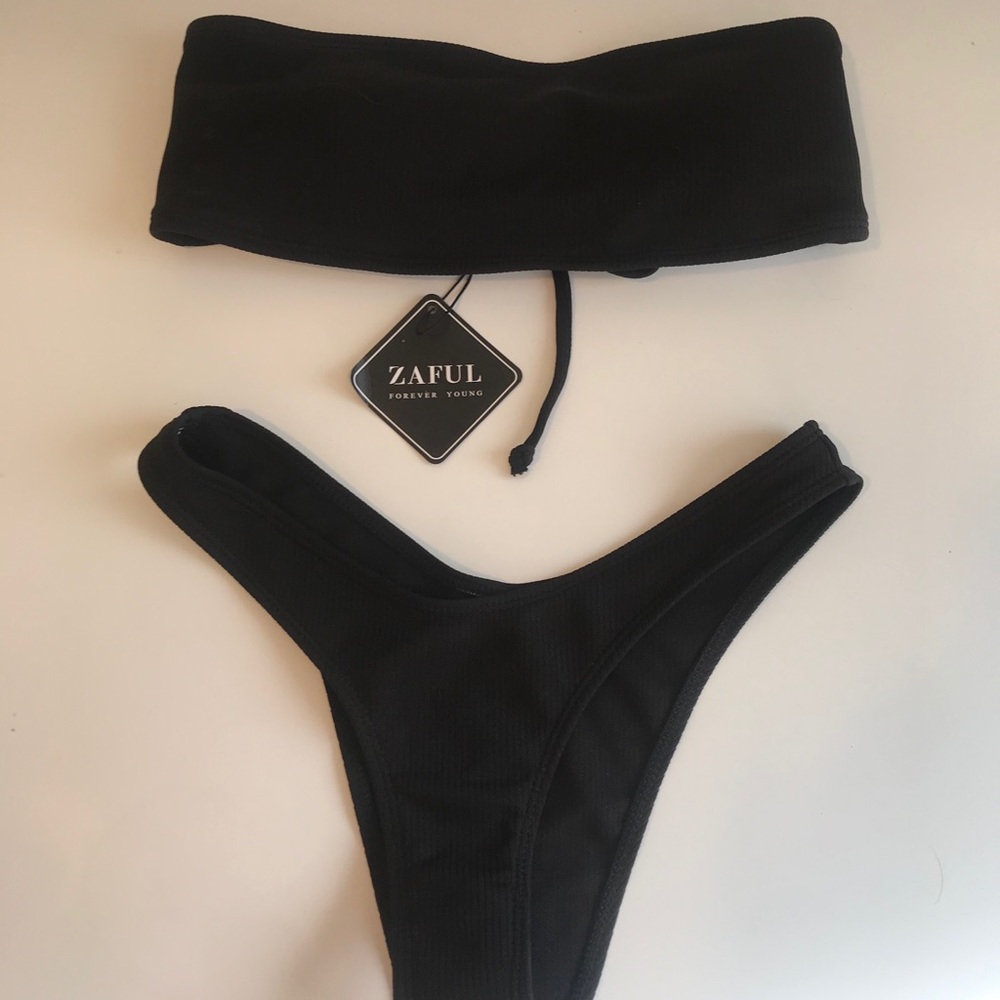 Black strapless zaful bikini! Never worn!!